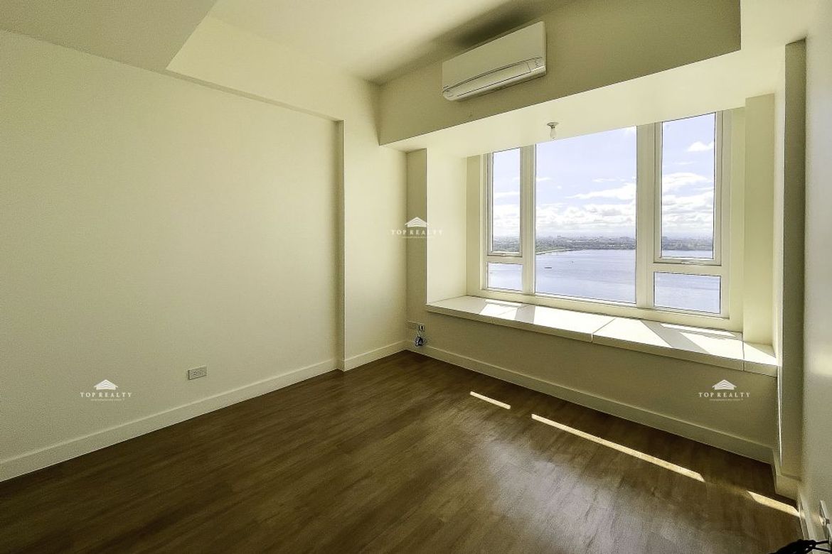 3 Bedroom Condo for Sale in Oak Harbor Residences, Don Bosco, Parañaque, Metro Manila – photo 3