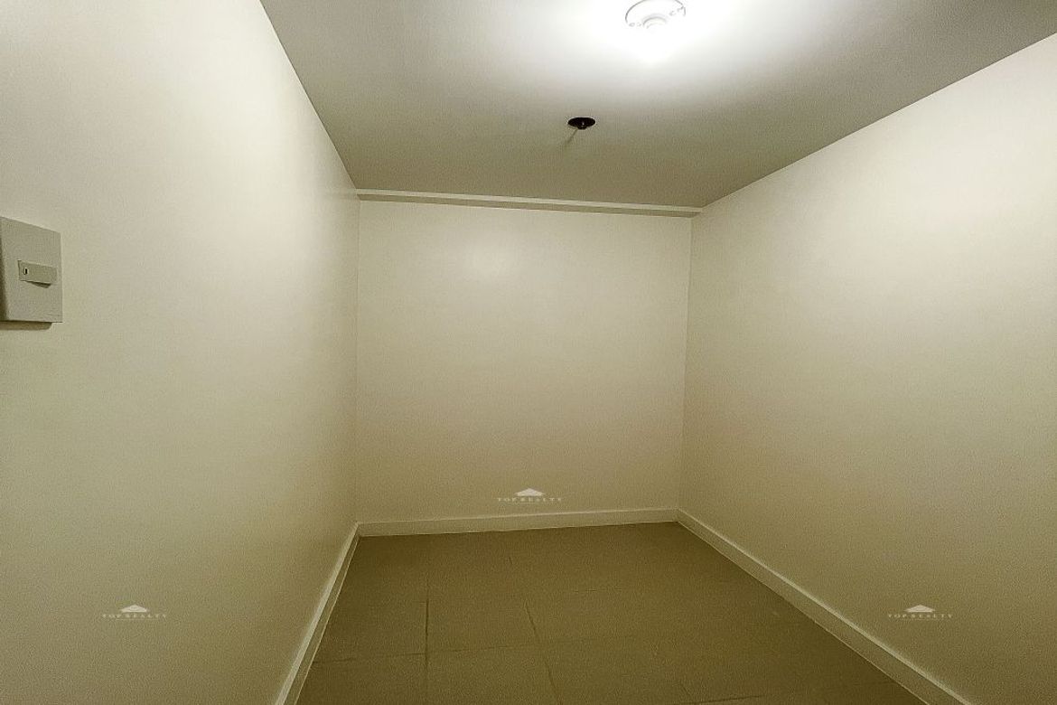 3 Bedroom Condo for Sale in Oak Harbor Residences, Don Bosco, Parañaque, Metro Manila – photo 2