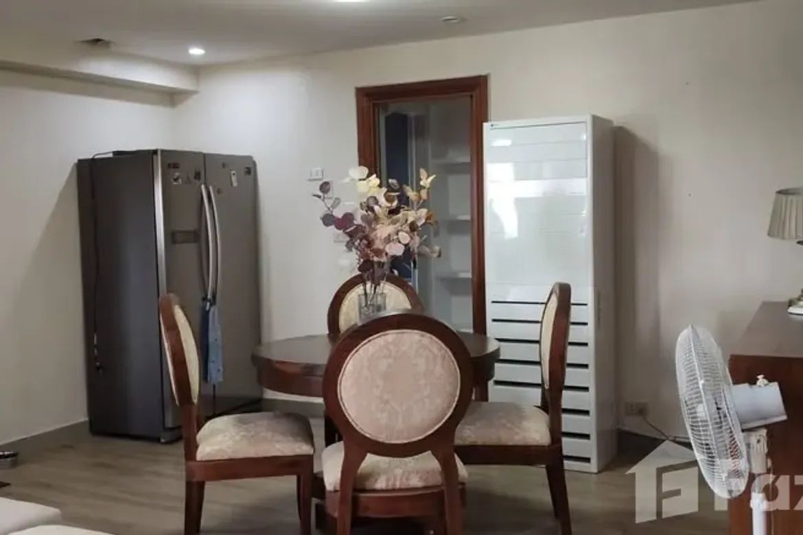 3 Bedroom Condo for Sale in OLYMPIC HEIGHTS, Ramon Magsaysay, Quezon City, Metro Manila near LRT-1 Roosevelt – photo 7