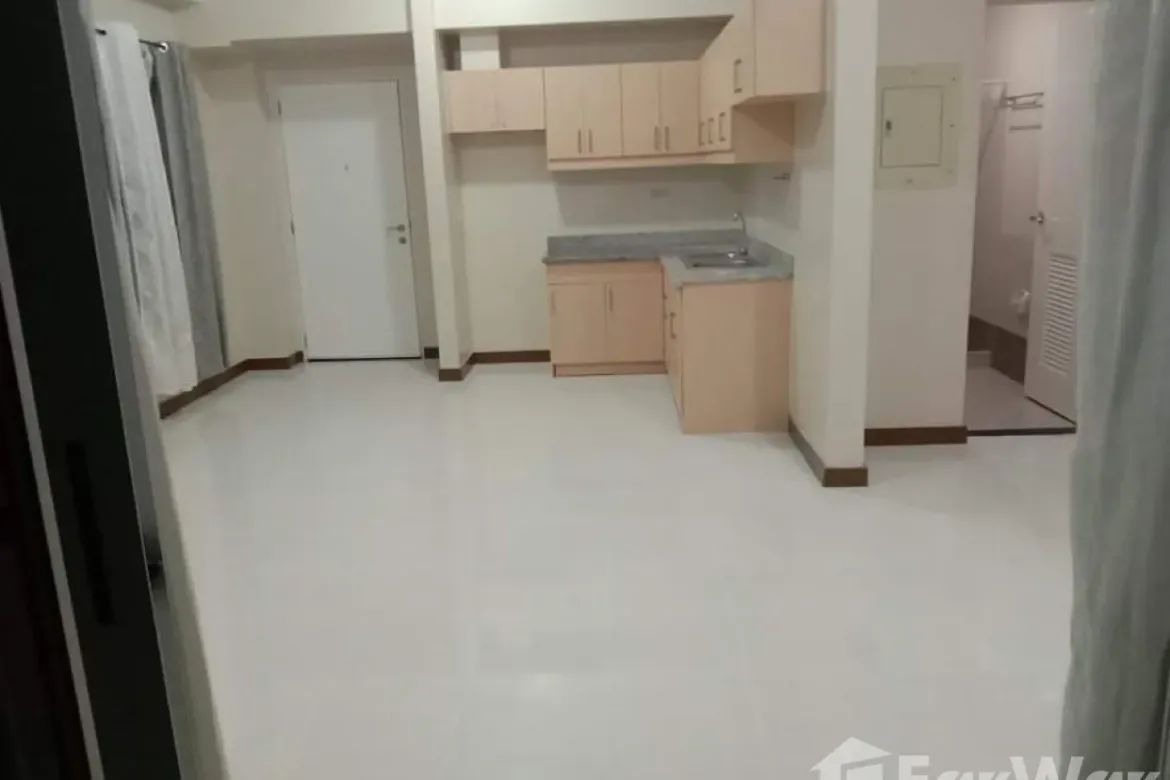 3 Bedroom Condo for Sale in One Castilla Place, Pasong Tamo, Quezon City, Metro Manila