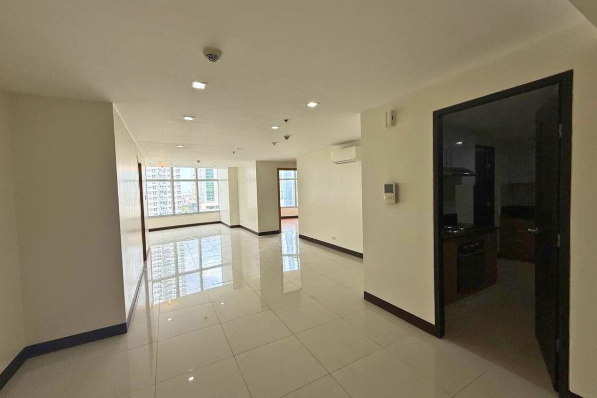 3 Bedroom Condo for Sale in One Central, Bel-Air, Makati City – photo 13