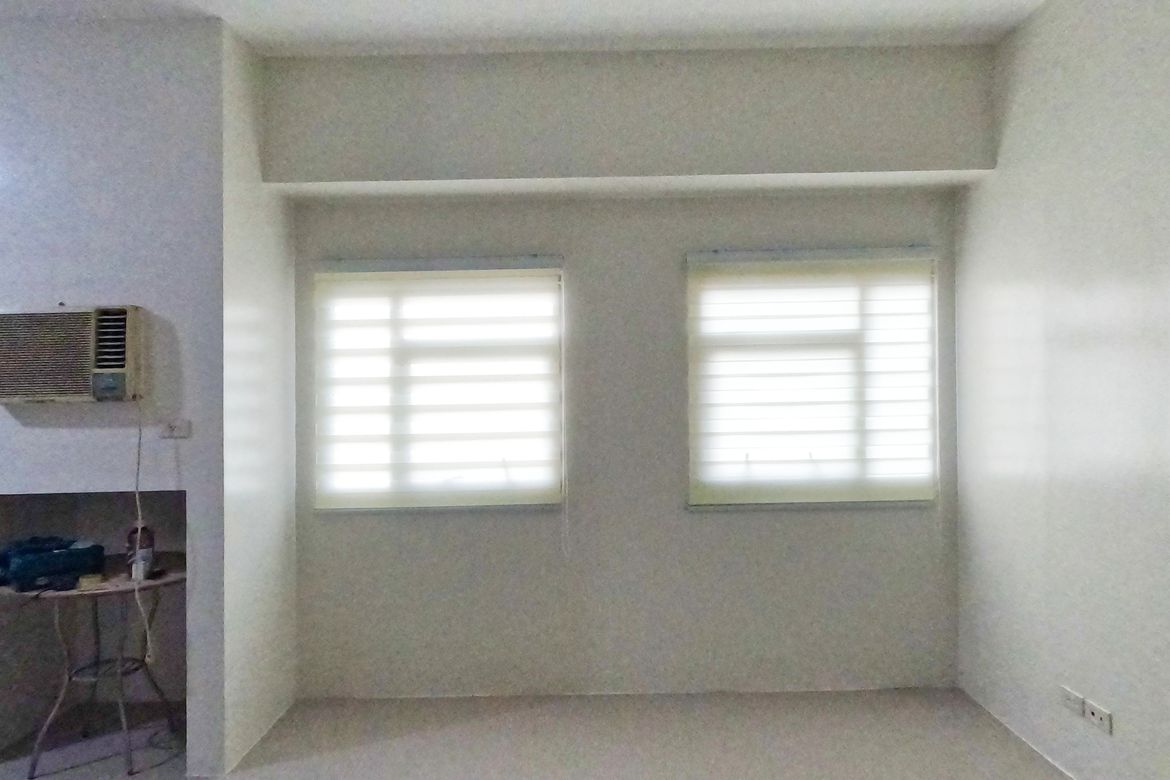 3 Bedroom Condo for Sale in One Gateway Place, Barangka Ilaya, Mandaluyong, Metro Manila near MRT-3 Boni – photo 5