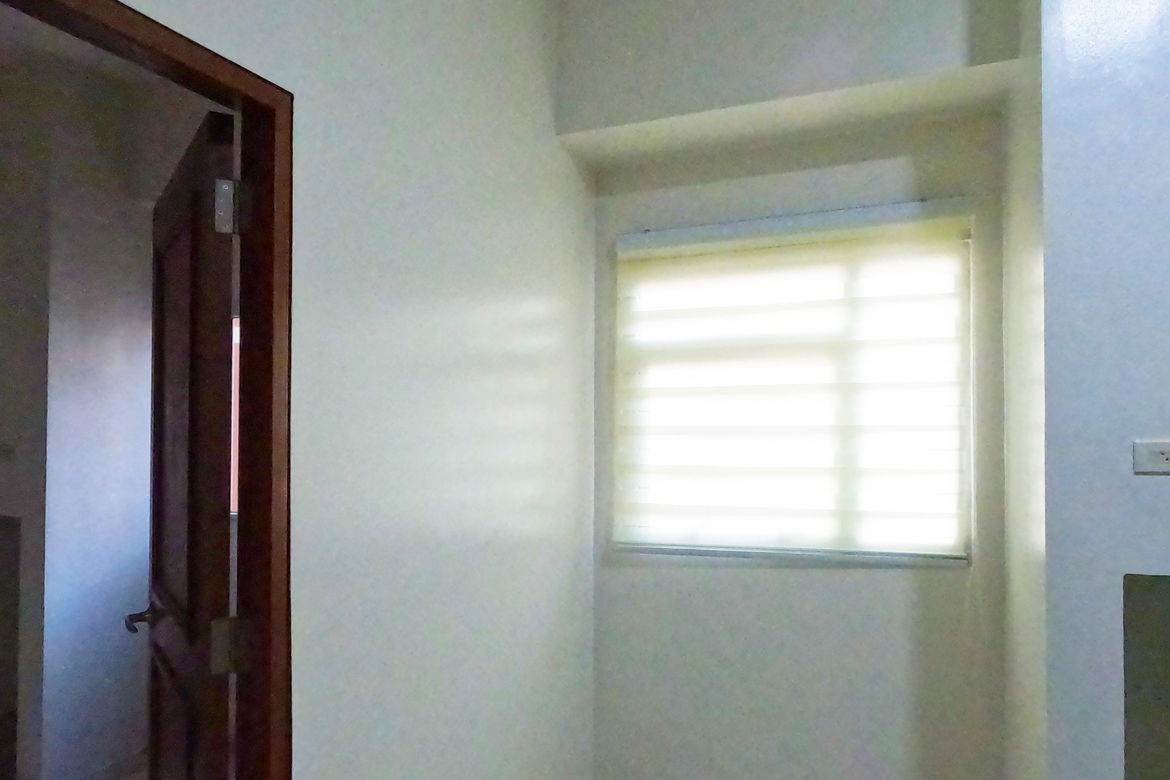 3 Bedroom Condo for Sale in One Gateway Place, Barangka Ilaya, Mandaluyong, Metro Manila near MRT-3 Boni – photo 6