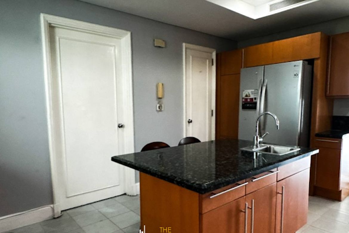 3 Bedroom Condo for Sale in One Roxas Triangle Tower, Urdaneta, Makati City near MRT-3 Buendia – photo 8