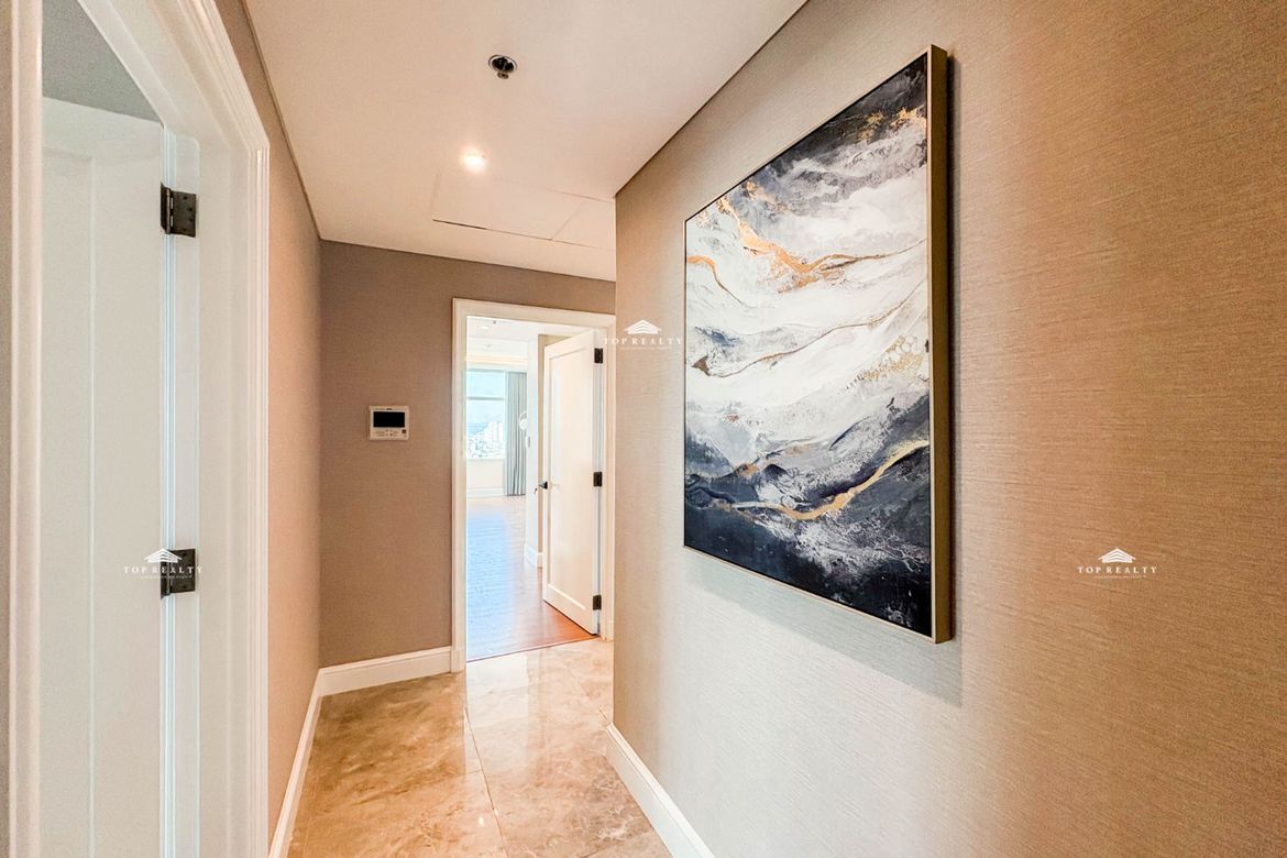 3 Bedroom Condo for Sale in One Roxas Triangle Tower, Urdaneta, Makati City near MRT-3 Buendia – photo 8