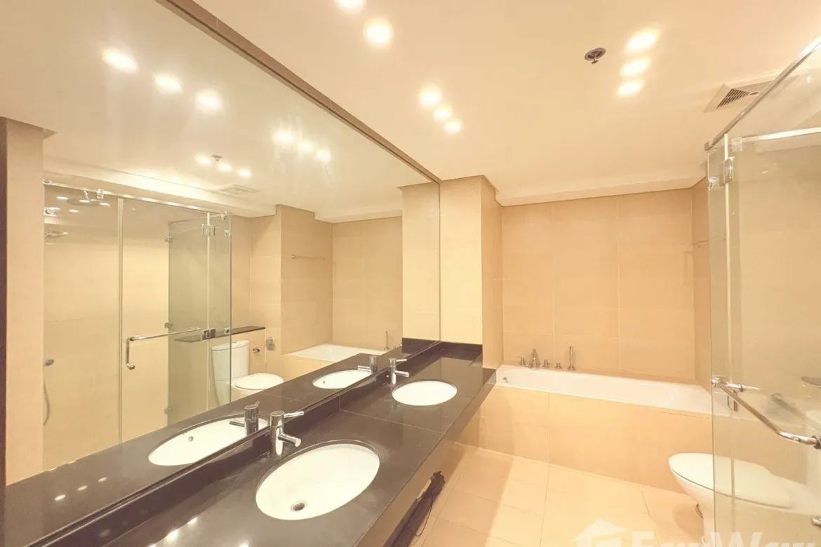 3 Bedroom Condo for Sale in One Serendra, BGC, Taguig – photo 10