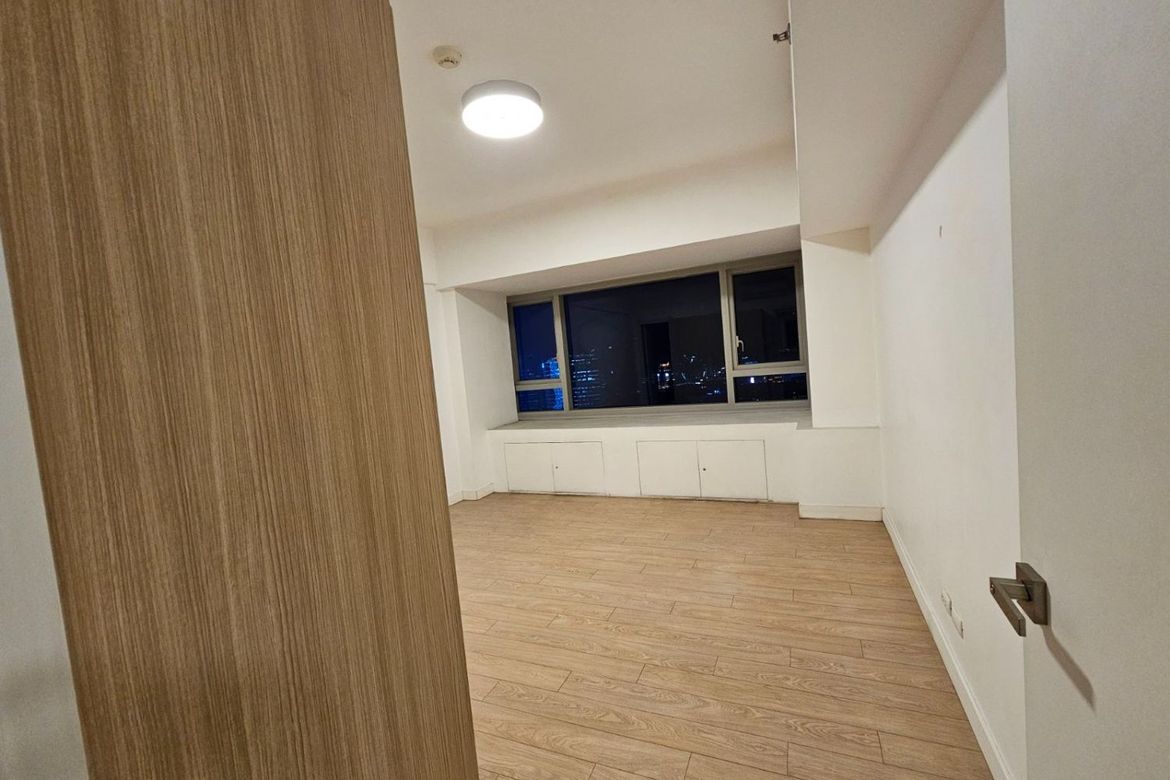3 Bedroom Condo for Sale in One Shangri-La Place, Wack-Wack Greenhills, Mandaluyong, Metro Manila near MRT-3 Shaw Boulevard – photo 5
