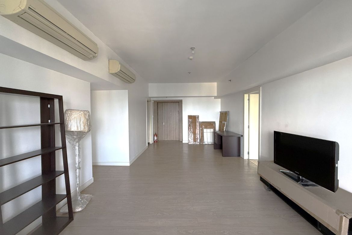 3 Bedroom Condo for Sale in One Shangri-La Place, Wack-Wack Greenhills, Mandaluyong, Metro Manila near MRT-3 Shaw Boulevard – photo 6