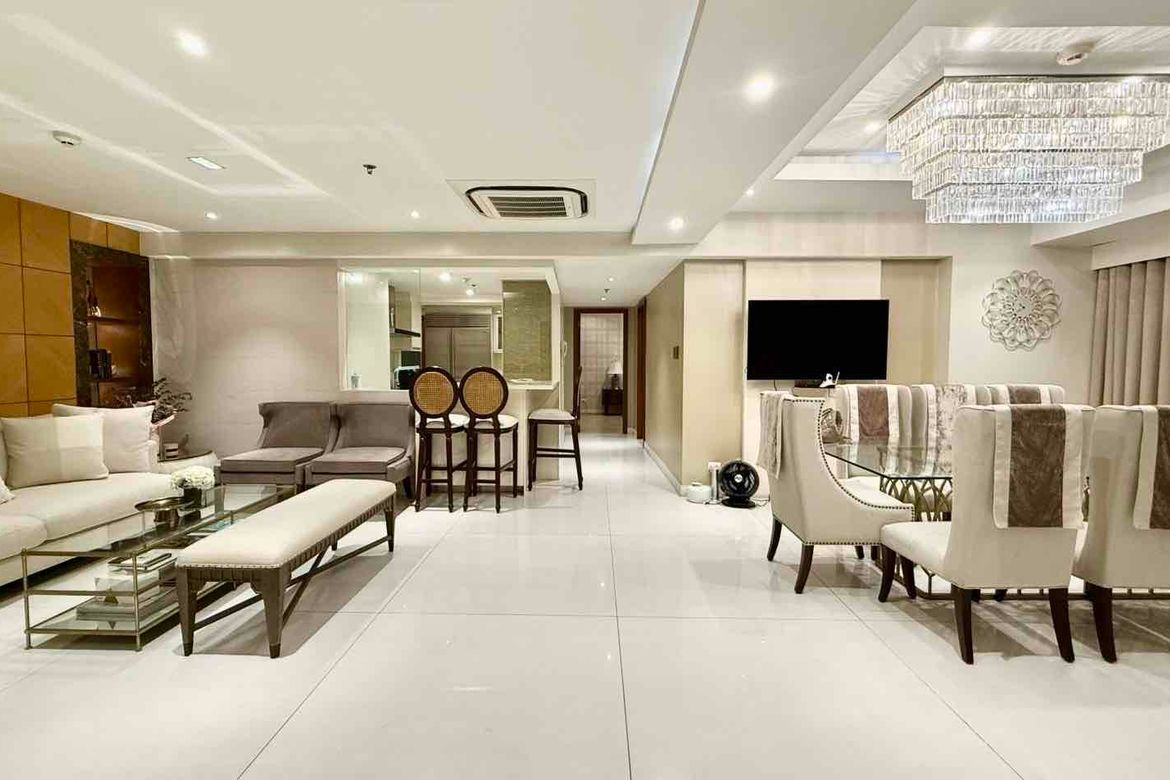 3 Bedroom Condo for Sale in One Shangri-La Place, Wack-Wack Greenhills, Mandaluyong, Metro Manila near MRT-3 Shaw Boulevard – photo 2
