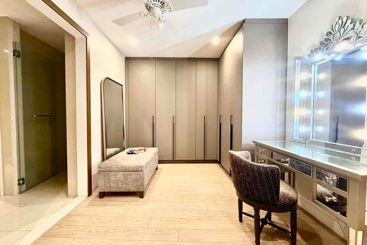 3 Bedroom Condo for Sale in One Shangri-La Place, Wack-Wack Greenhills, Mandaluyong, Metro Manila near MRT-3 Shaw Boulevard – photo 7