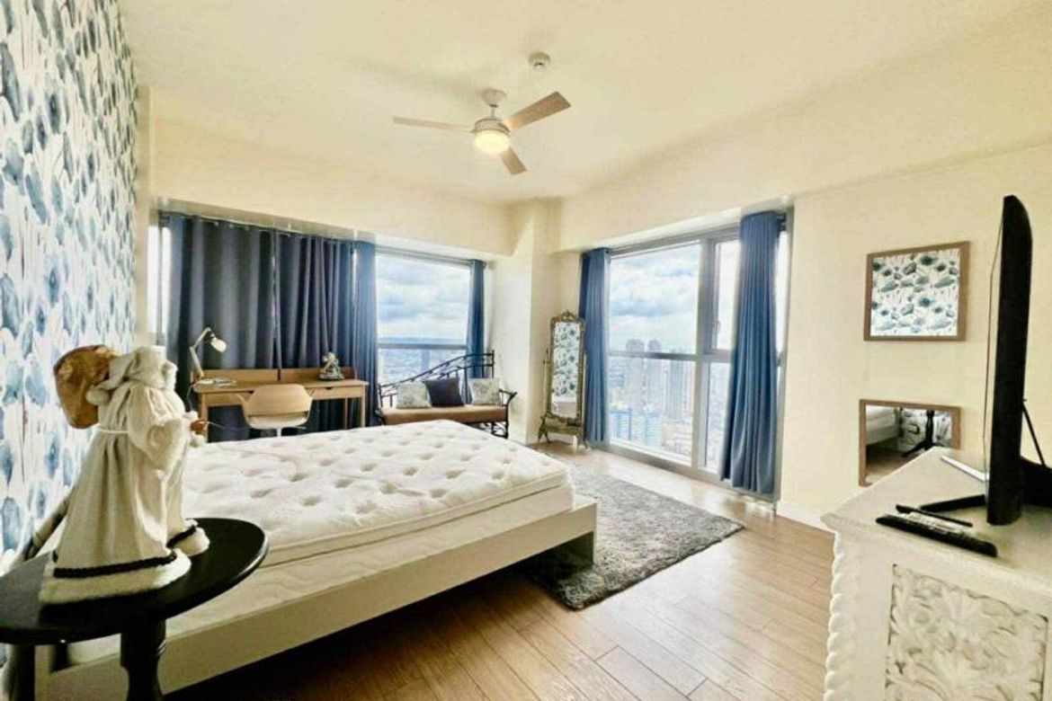 3 Bedroom Condo for Sale in One Shangri-La Place, Wack-Wack Greenhills, Mandaluyong, Metro Manila near MRT-3 Shaw Boulevard