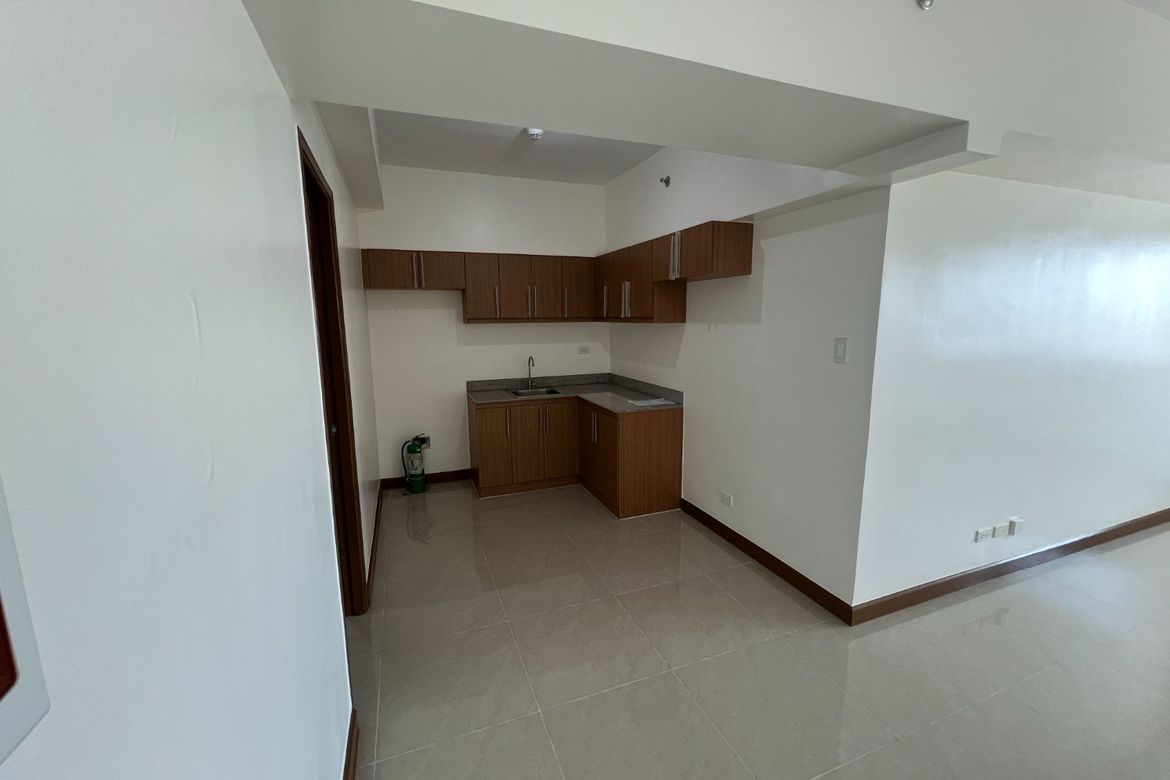 3 Bedroom Condo for Sale in Palm Beach West, Barangay 76, Pasay, Metro Manila near LRT-1 Libertad – photo 3