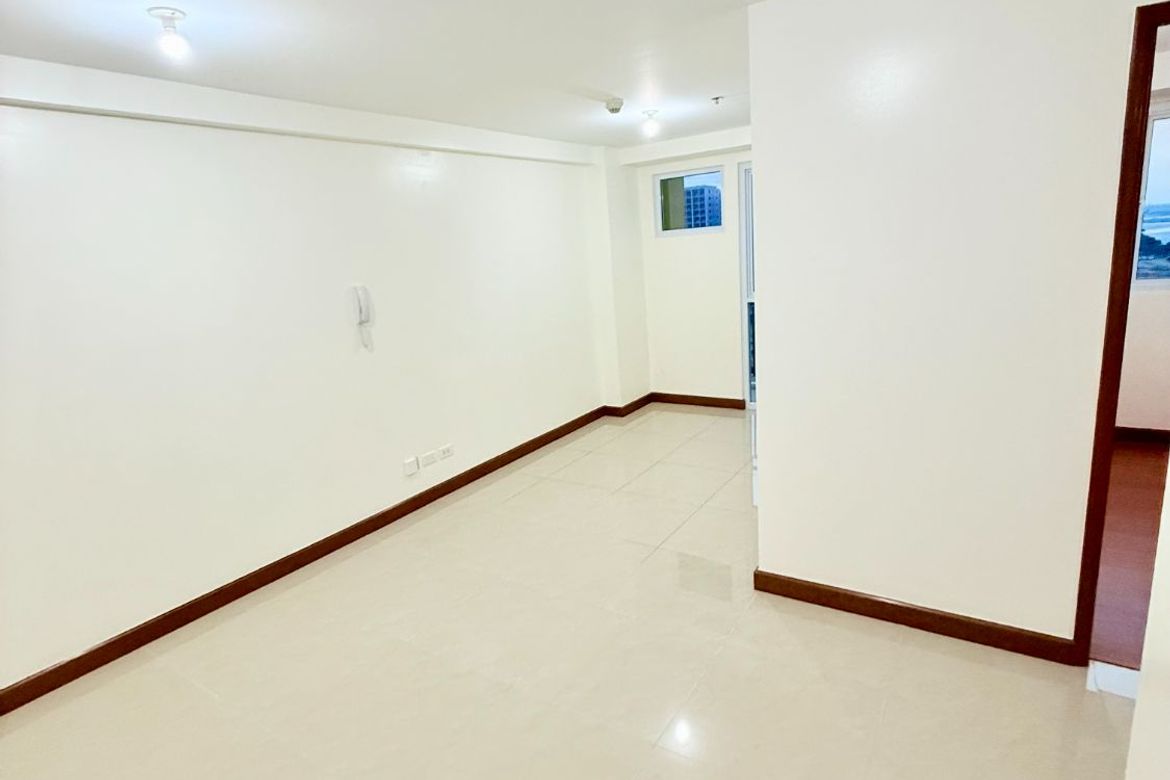 3 Bedroom Condo for Sale in Palm Beach West, Barangay 76, Pasay, Metro Manila near LRT-1 Libertad – photo 3