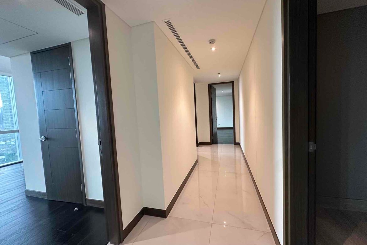 3 Bedroom Condo for Sale in Park Central Towers, Urdaneta, Makati City near MRT-3 Ayala – photo 10