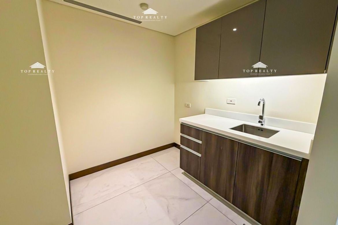 3 Bedroom Condo for Sale in Park Central Towers, Urdaneta, Makati, Metro Manila near MRT-3 Ayala – photo 4
