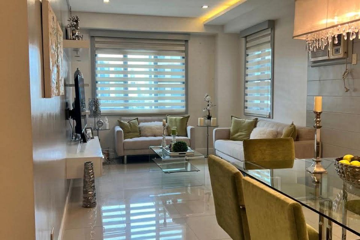 3 Bedroom Condo for Sale in Penhurst Parkplace, BGC, Taguig
