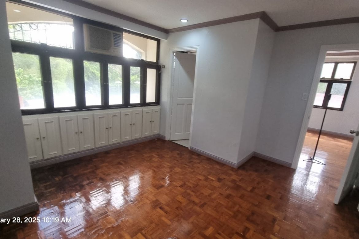 3 Bedroom Condo for Sale in Plainview, Mandaluyong, Metro Manila near MRT-3 Boni – photo 4