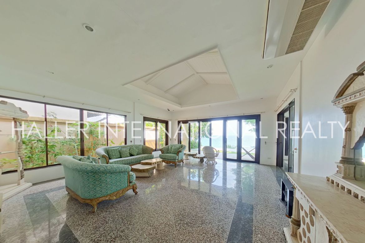 3 Bedroom Condo for Sale in Punta Engaño, Lapu-Lapu, Cebu