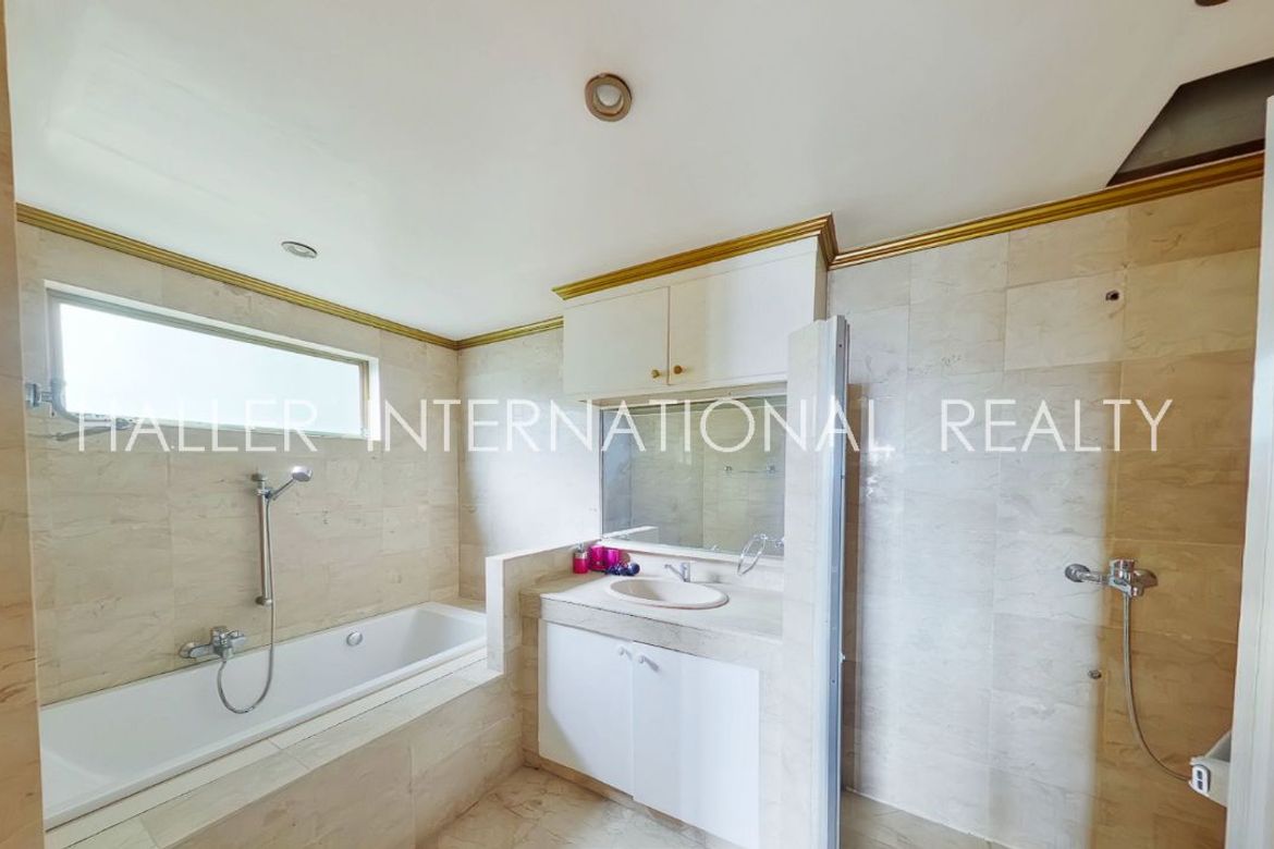 3 Bedroom Condo for Sale in Punta Engaño, Lapu-Lapu, Cebu – photo 8