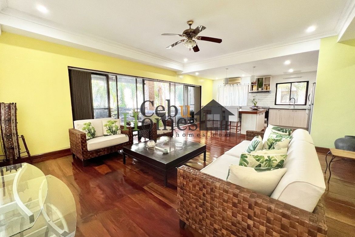 3 Bedroom Condo for Sale in Punta Engaño, Lapu-Lapu, Cebu