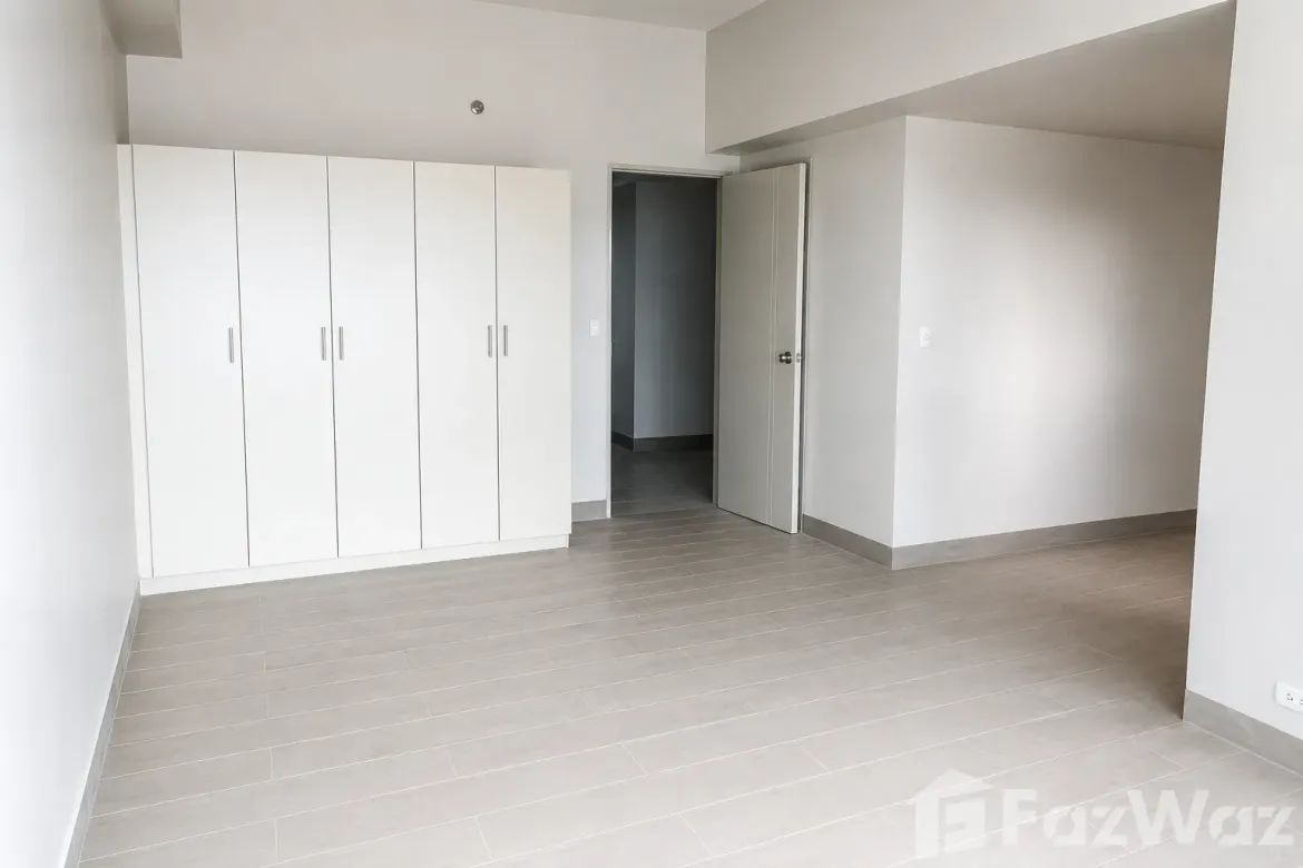 3 Bedroom Condo for Sale in Ramon Magsaysay, Quezon City, Metro Manila near LRT-1 Roosevelt – photo 6