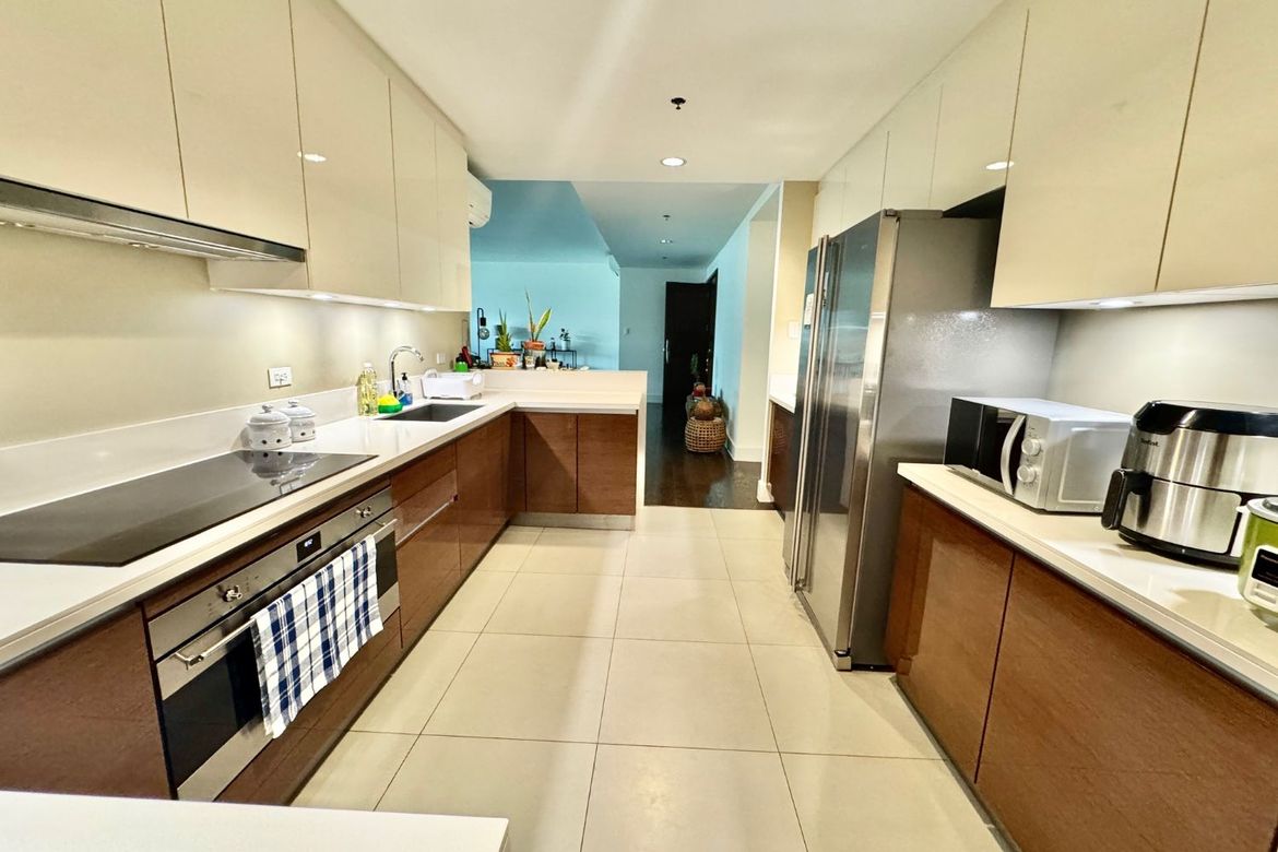 3 Bedroom Condo for Sale in Rockwell, Makati City – photo 3