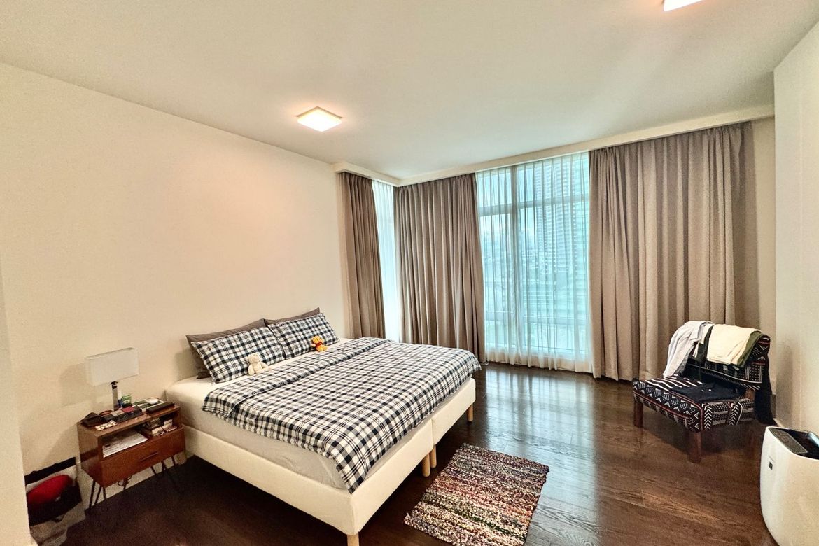 3 Bedroom Condo for Sale in Rockwell, Makati City – photo 6
