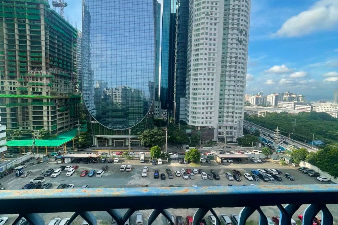 3 Bedroom Condo for Sale in San Antonio, Pasig, Metro Manila – photo 5