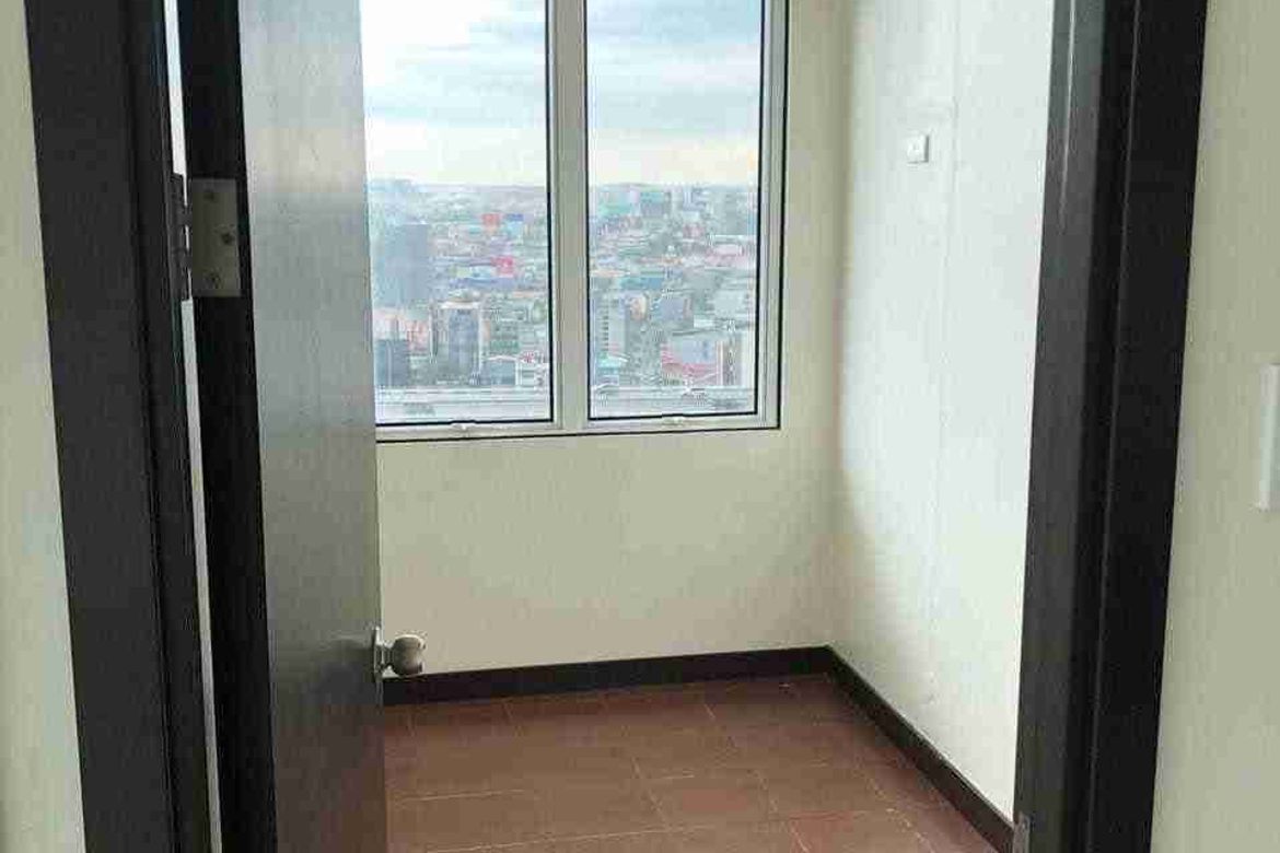3 Bedroom Condo for Sale in San Lorenzo Place, Bangkal, Makati, Metro Manila near MRT-3 Magallanes – photo 6