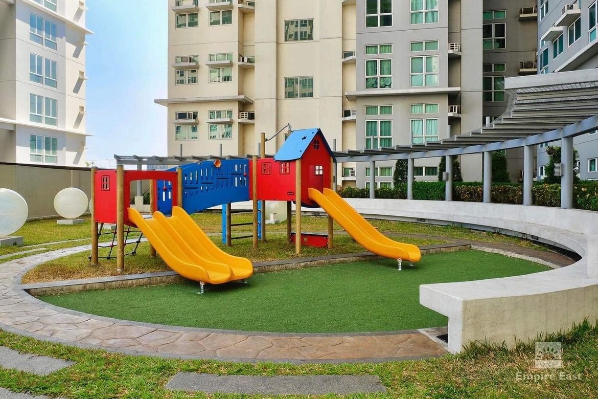3 Bedroom Condo for Sale in San Lorenzo Place, Bangkal, Makati, Metro Manila near MRT-3 Magallanes – photo 8