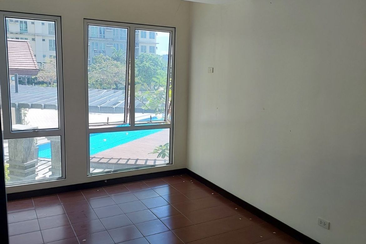 3 Bedroom Condo for Sale in San Lorenzo Place, Bangkal, Makati, Metro Manila near MRT-3 Magallanes – photo 8
