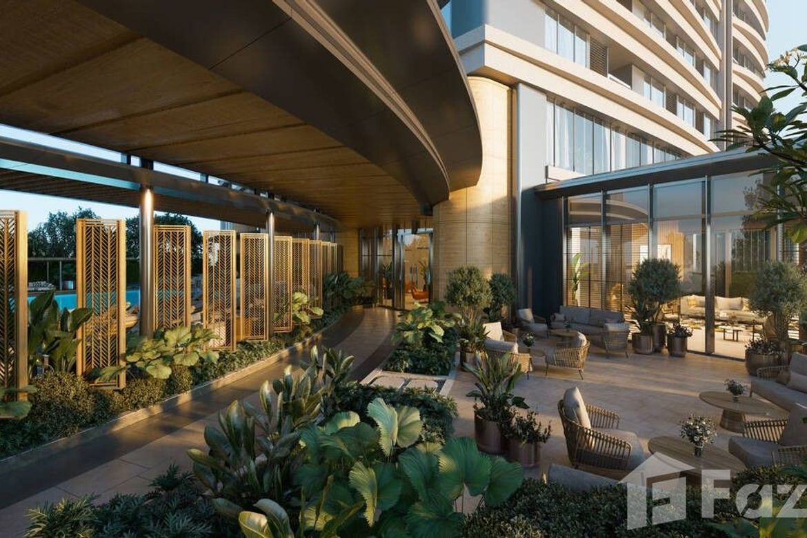 3 Bedroom Condo for Sale in Shang Summit, South Triangle, Quezon City, Metro Manila near MRT-3 Kamuning
