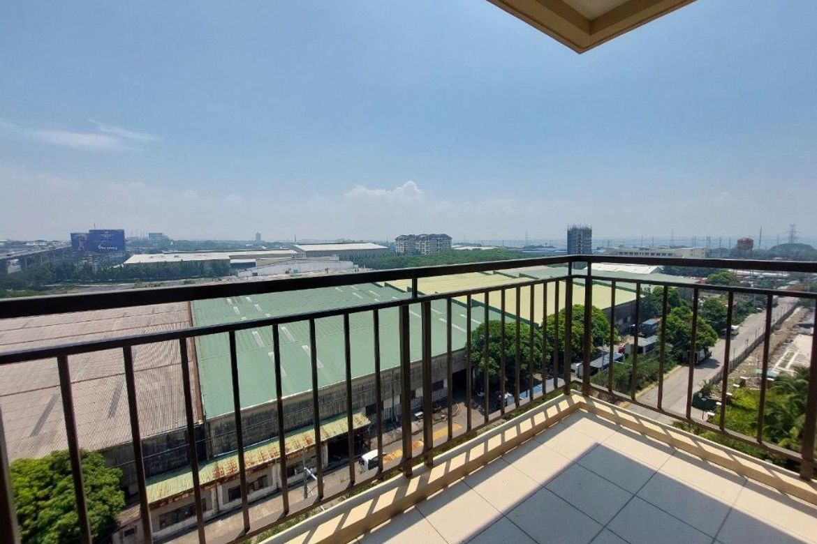 3 Bedroom Condo for Sale in Sucat, Muntinlupa, Metro Manila