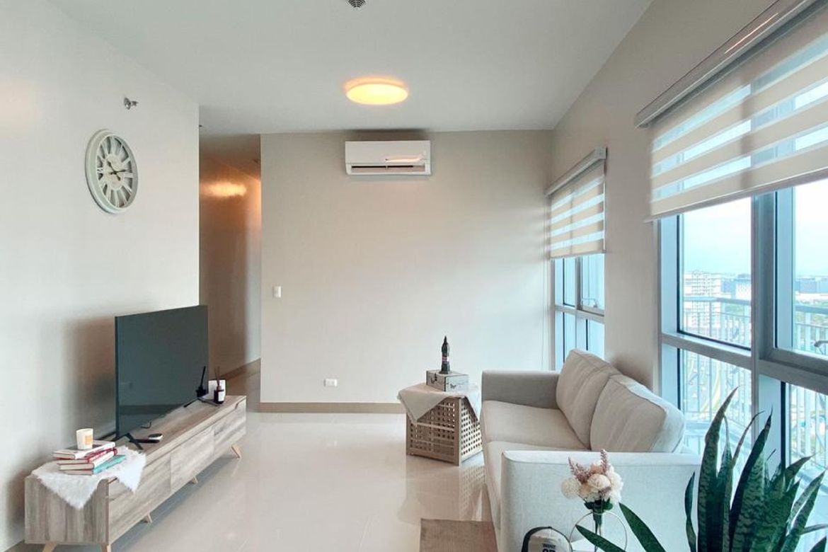 3 Bedroom Condo for Sale in Tambo, Parañaque, Metro Manila