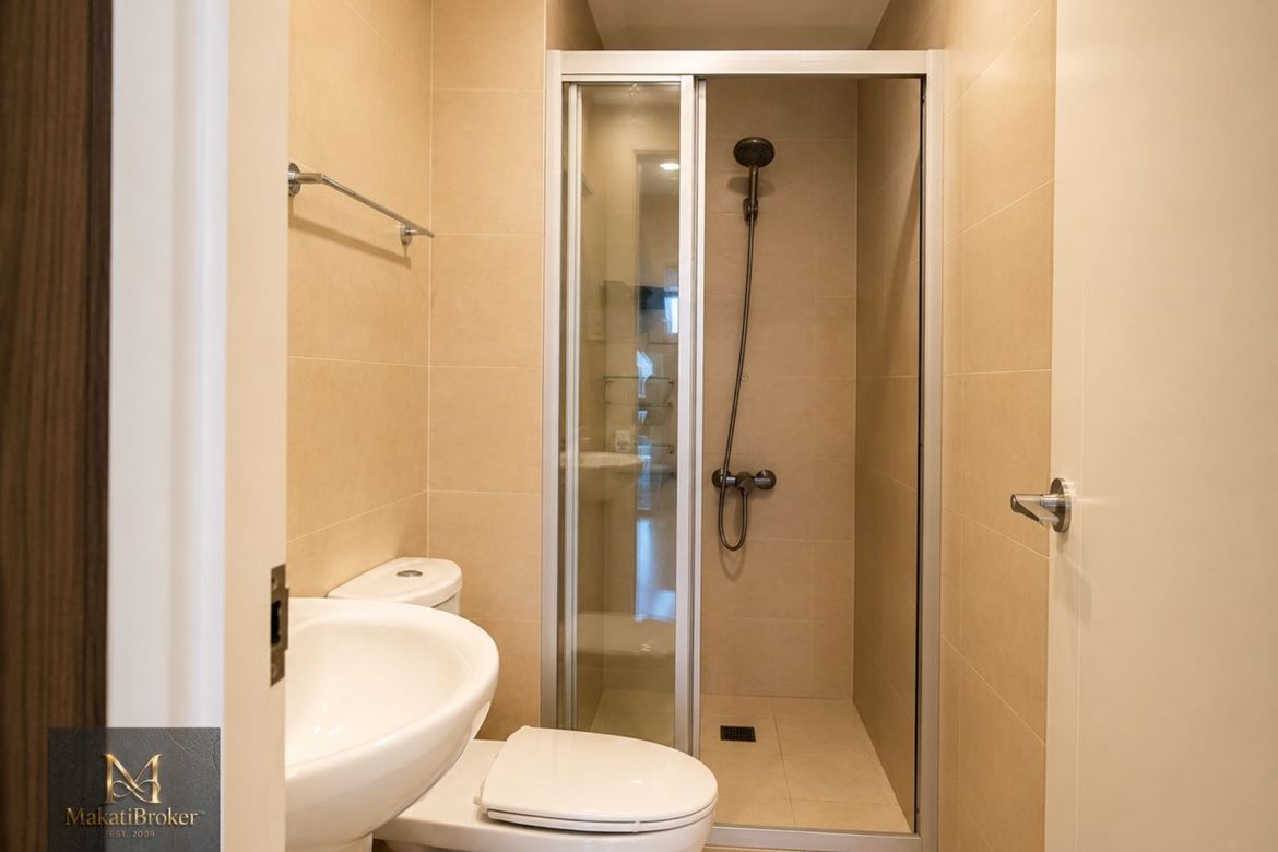 3 Bedroom Condo for Sale in The Milano Residences, Poblacion, Makati City – photo 11
