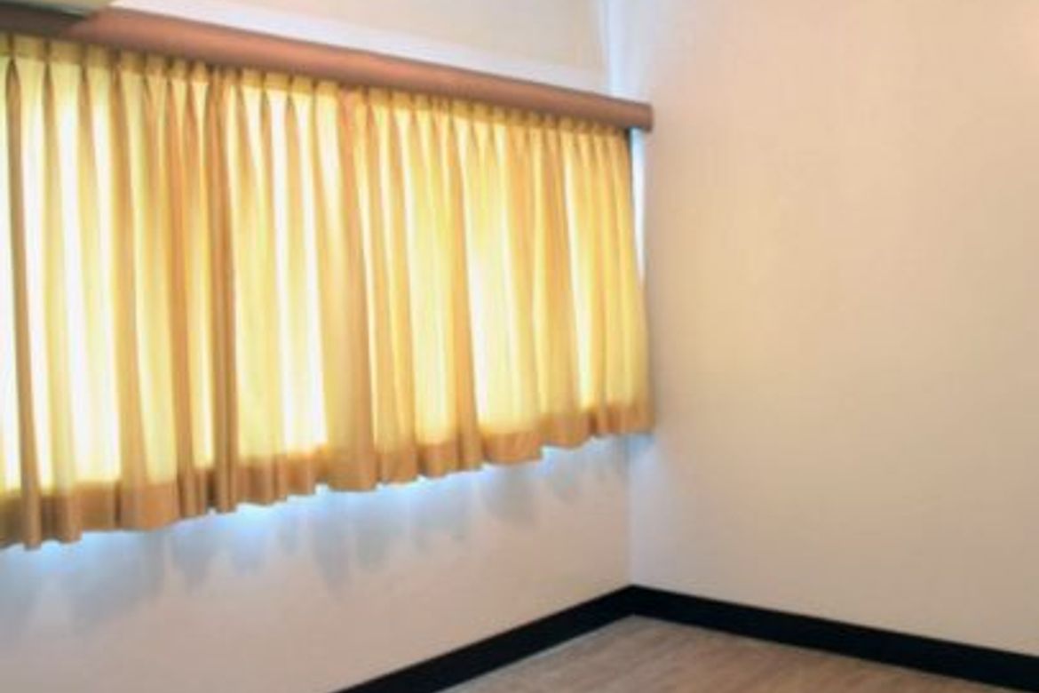 3 Bedroom Condo for Sale in THE SHANG GRAND TOWER, San Lorenzo, Makati, Metro Manila near MRT-3 Ayala – photo 3