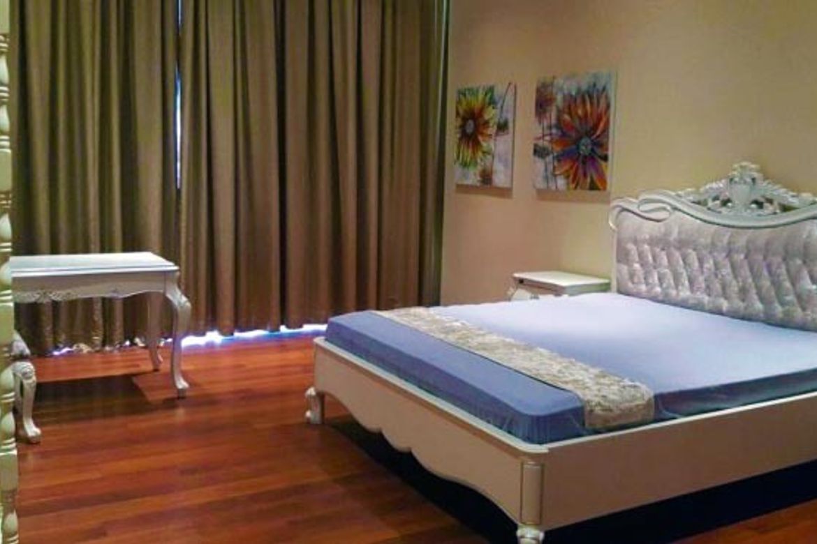 3 Bedroom Condo for Sale in The St. Francis Shangri-La Place, Wack-Wack Greenhills, Mandaluyong, Metro Manila near MRT-3 Shaw Boulevard – photo 3