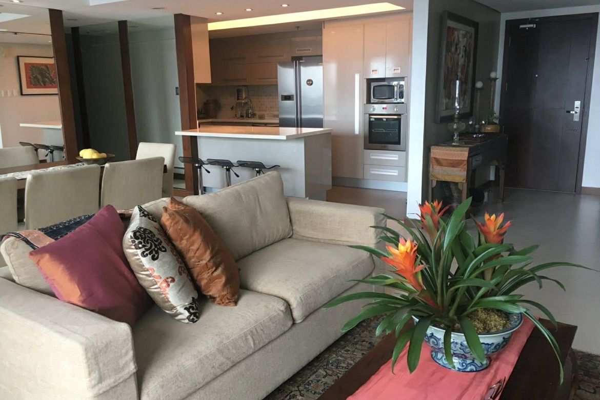 3 Bedroom Condo for Sale in The St. Francis Shangri-La Place, Wack-Wack Greenhills, Mandaluyong, Metro Manila near MRT-3 Shaw Boulevard – photo 3