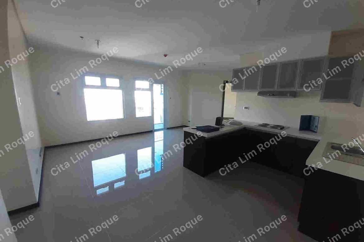 3 Bedroom Condo for Sale in The Trion Towers III, BGC, Taguig – photo 2