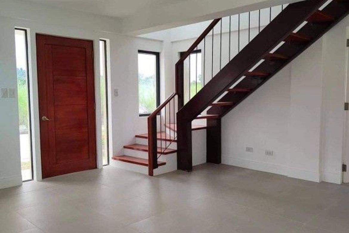3 Bedroom Condo for Sale in Tungkop, Minglanilla, Cebu – photo 4
