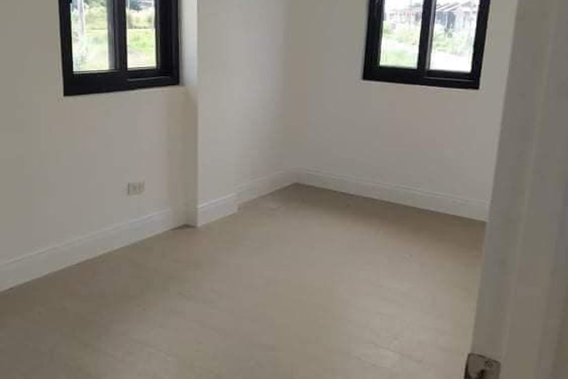 3 Bedroom Condo for Sale in Tungkop, Minglanilla, Cebu – photo 8