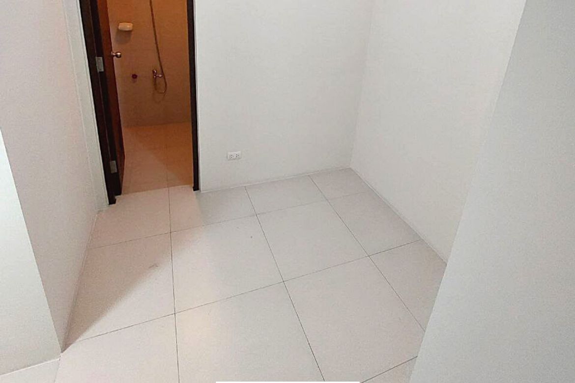3 Bedroom Condo for Sale in Uptown Parksuites, BGC, Taguig – photo 10