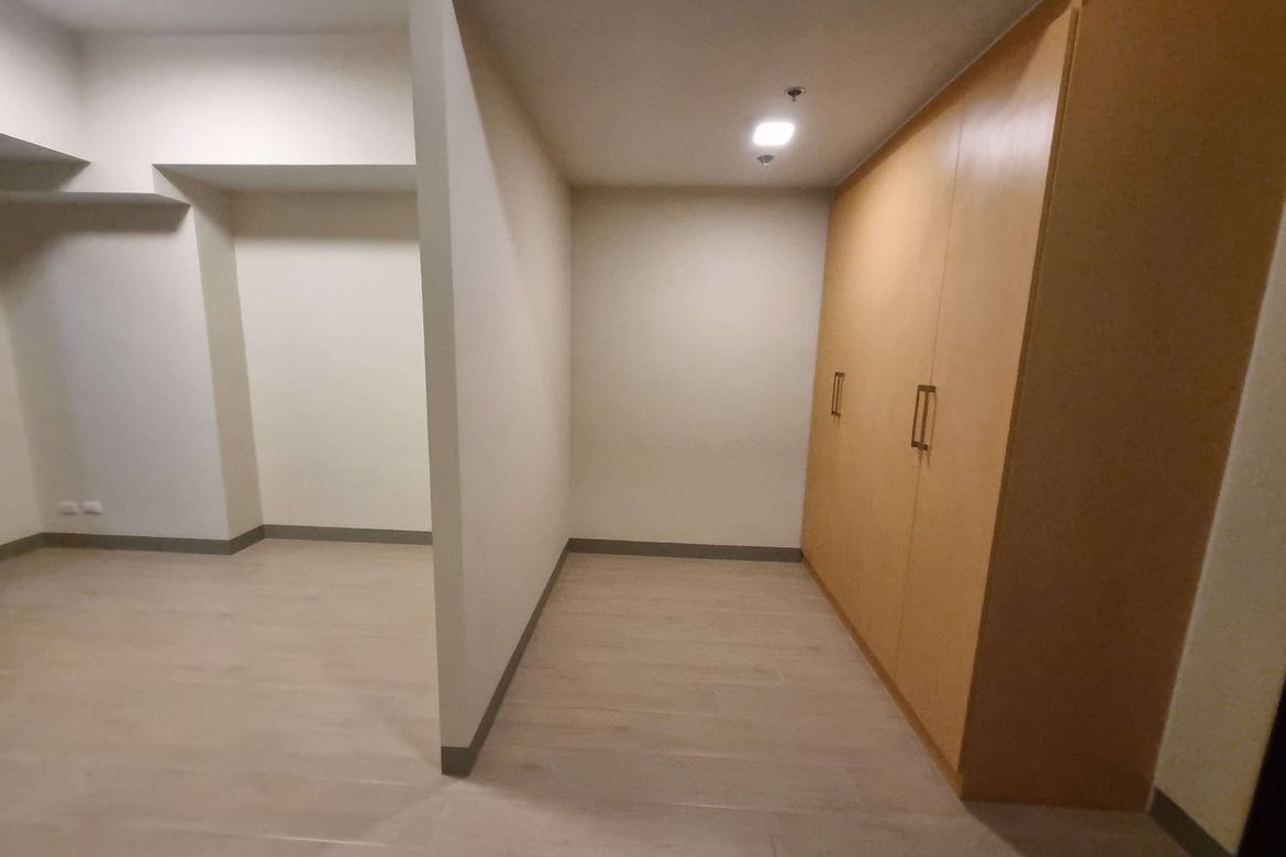3 Bedroom Condo for Sale in Uptown Parksuites, BGC, Taguig – photo 10