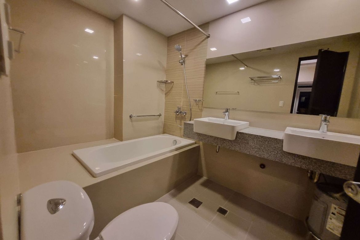 3 Bedroom Condo for Sale in Uptown Parksuites, BGC, Taguig – photo 14