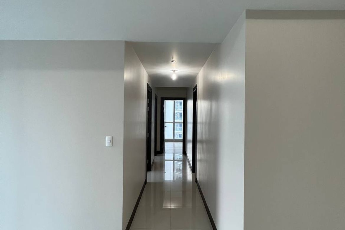 3 Bedroom Condo for Sale in Uptown Parksuites, BGC, Taguig, Metro Manila – photo 5