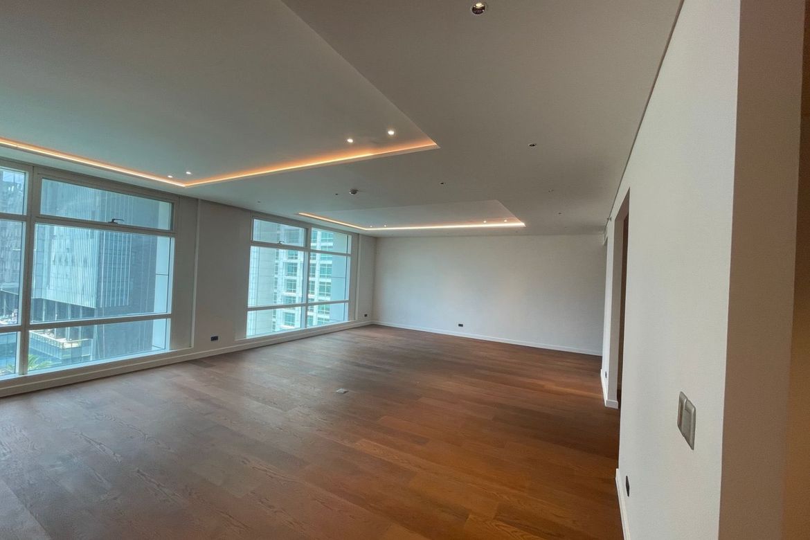 3 Bedroom Condo for Sale in Urdaneta, Makati City near MRT-3 Buendia – photo 3