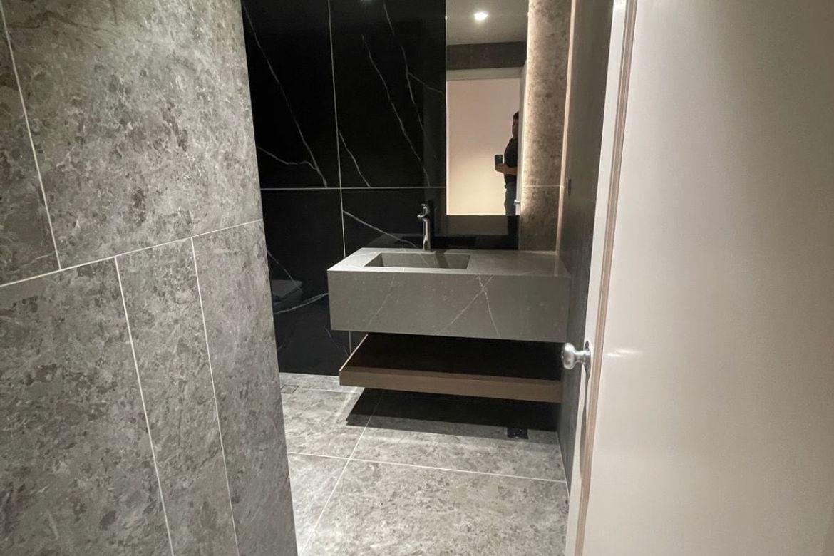 3 Bedroom Condo for Sale in Urdaneta, Makati City near MRT-3 Buendia – photo 14