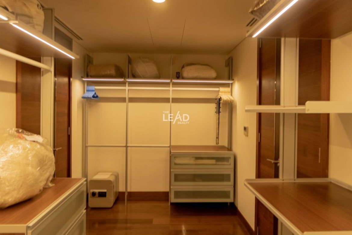 3 Bedroom Condo for Sale in Urdaneta, Makati, Metro Manila near MRT-3 Buendia – photo 3