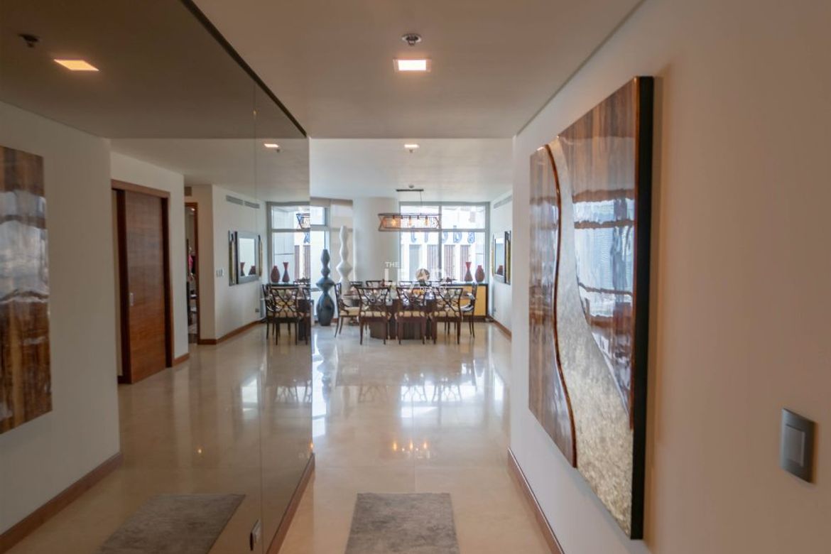 3 Bedroom Condo for Sale in Urdaneta, Makati, Metro Manila near MRT-3 Buendia – photo 4