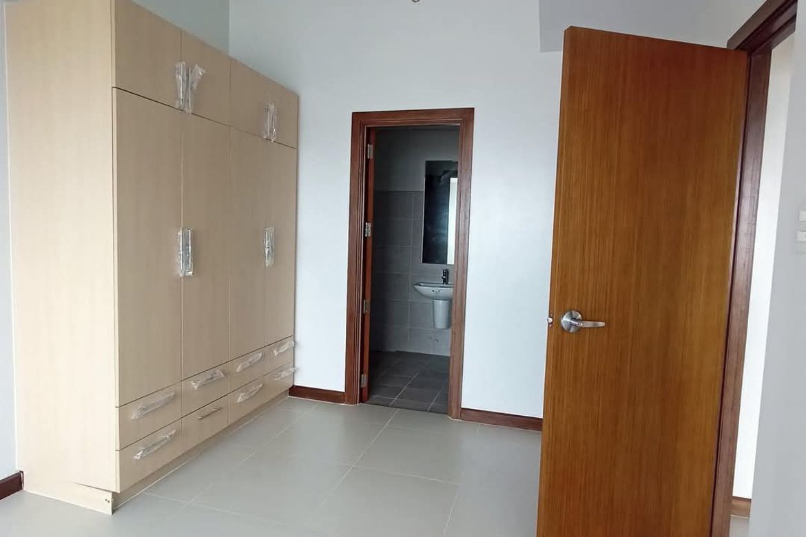 3 Bedroom Condo for Sale in Valencia, Quezon City, Metro Manila near LRT-2 Gilmore – photo 2